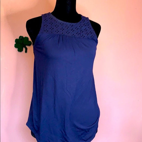 Old Navy Tops - 🙀Blue Eyelet Tank!